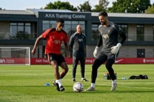 prediksi-liverpool-vs-chelsea-update-skuad-isak-mamardashvili