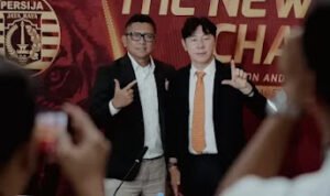 Shin-Tae-Yong-jadi-pelatih-Persija.webp