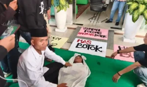 sumpah-pocong-botok.webp