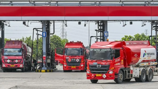 truk-tangki-pertamina.webp